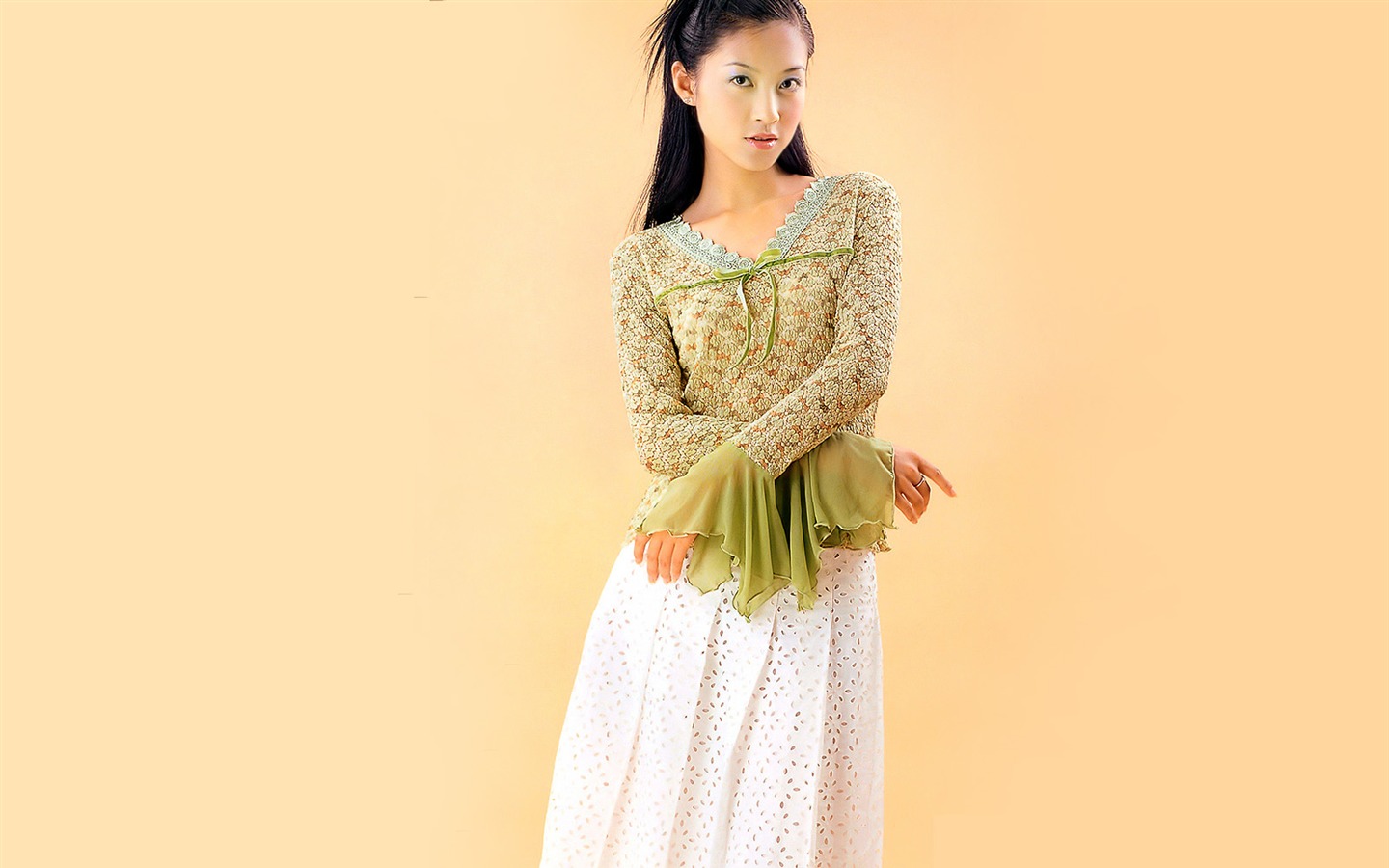Oriental Beauty Fashion Show #4 - 1440x900