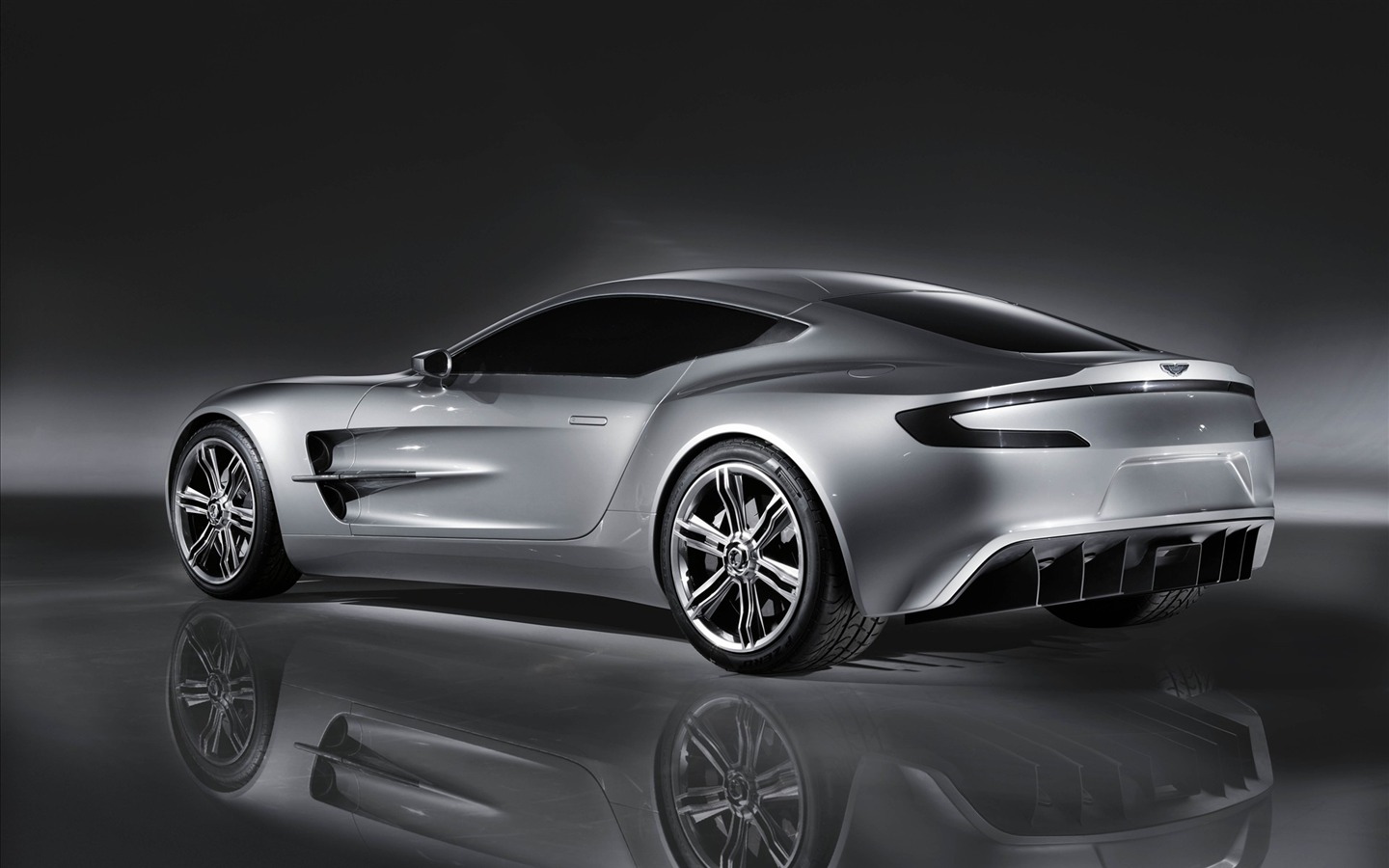 Aston Martin 阿斯顿·马丁 壁纸(二)16 - 1440x900