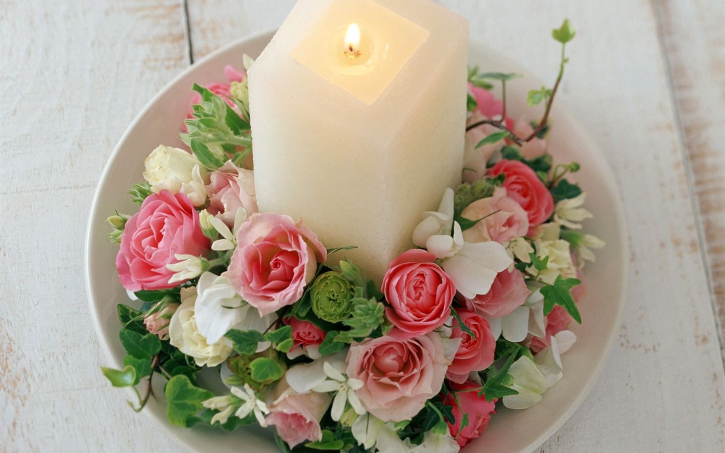 Flowers and gifts wallpaper (2) #12 - 1440x900
