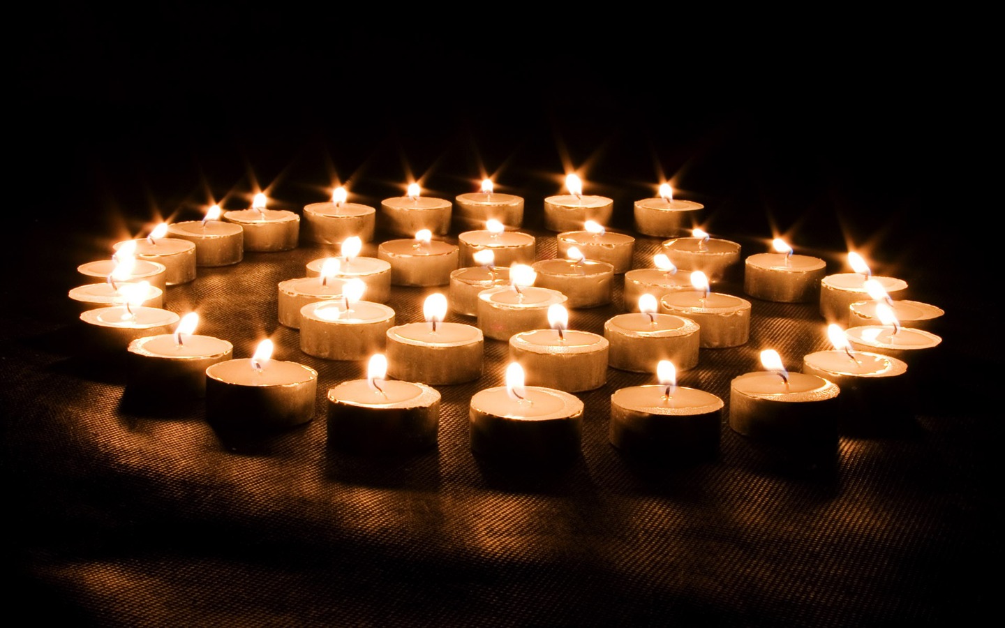 Candlelit wallpaper (1) #20 - 1440x900