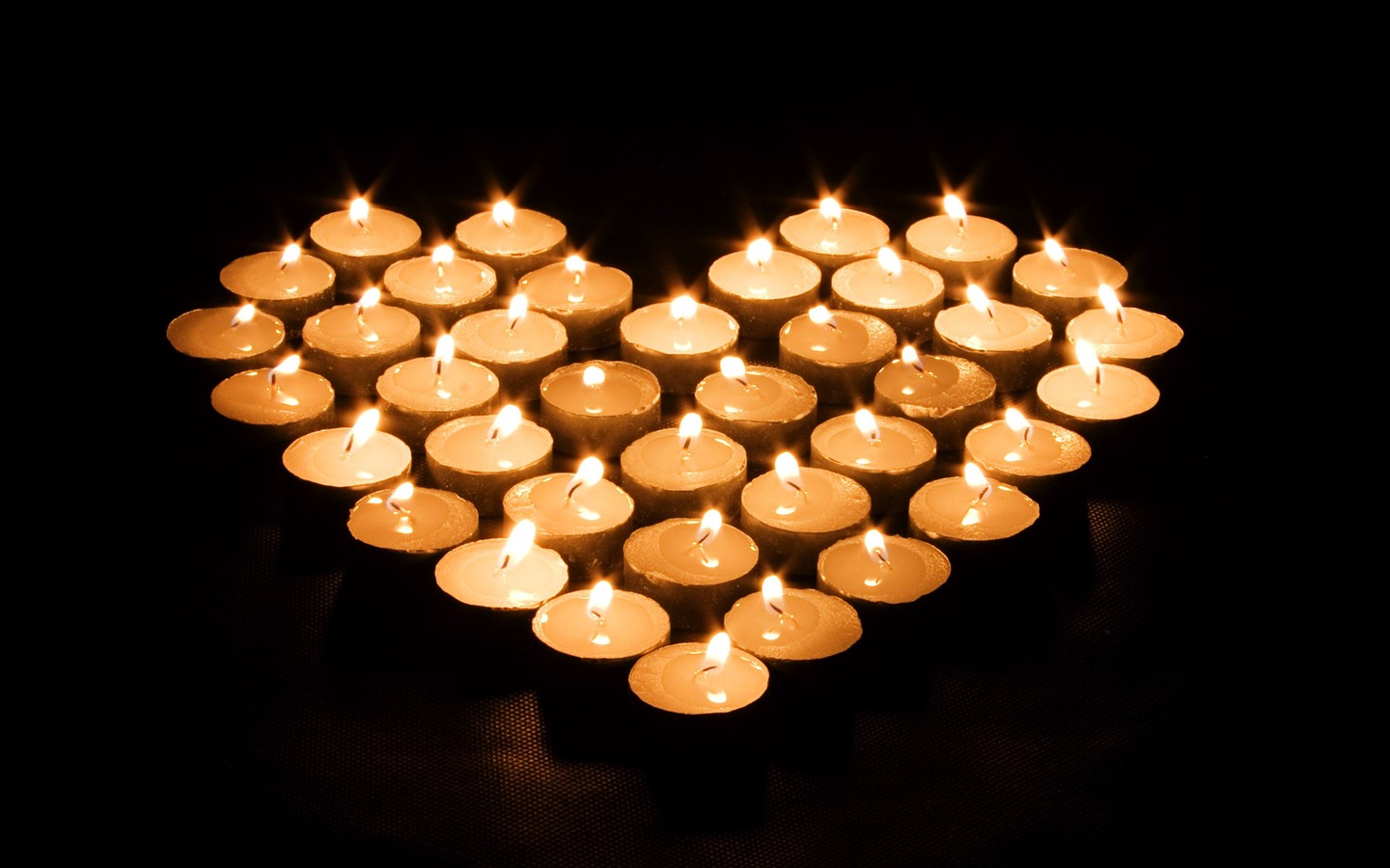 Candlelit wallpaper (2) #19 - 1440x900