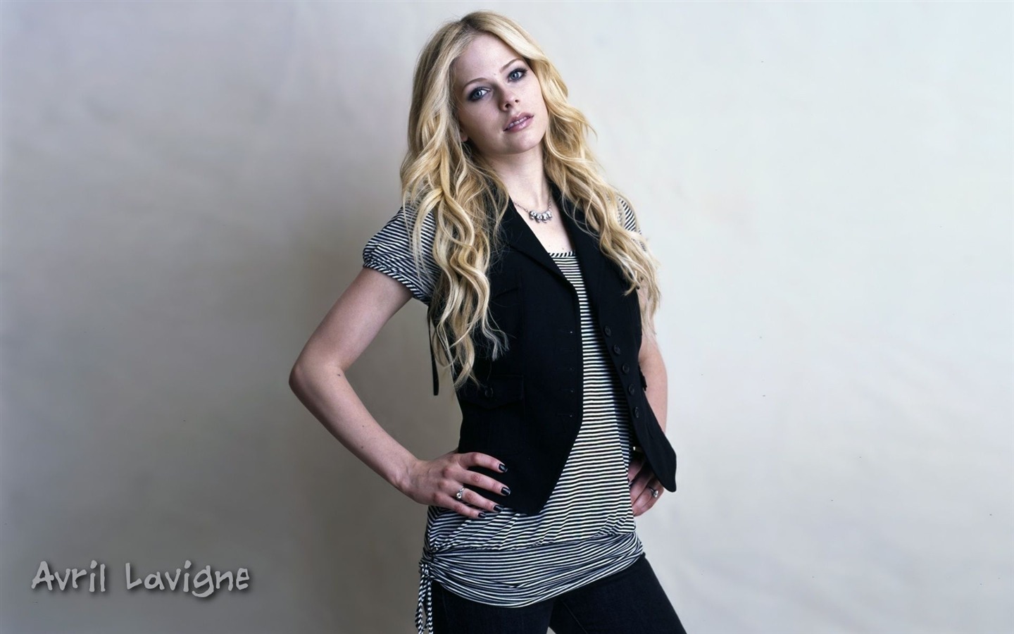 Avril Lavigne schöne Tapete #15 - 1440x900
