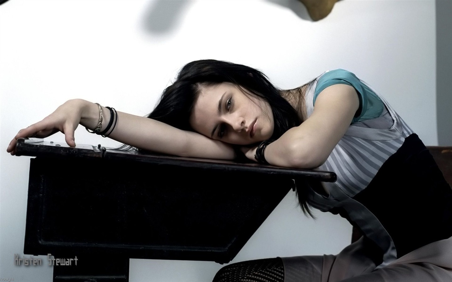 Kristen Stewart krásnou tapetu #2 - 1440x900