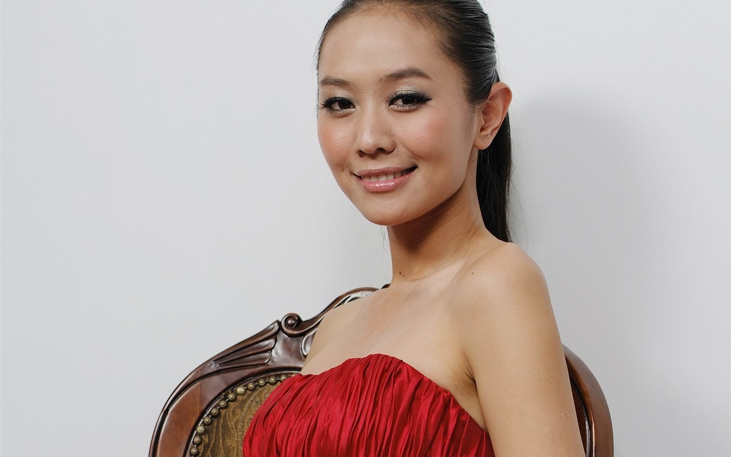 2009 P&E 展台上的美女(螺紋鋼作品) #28 - 1440x900