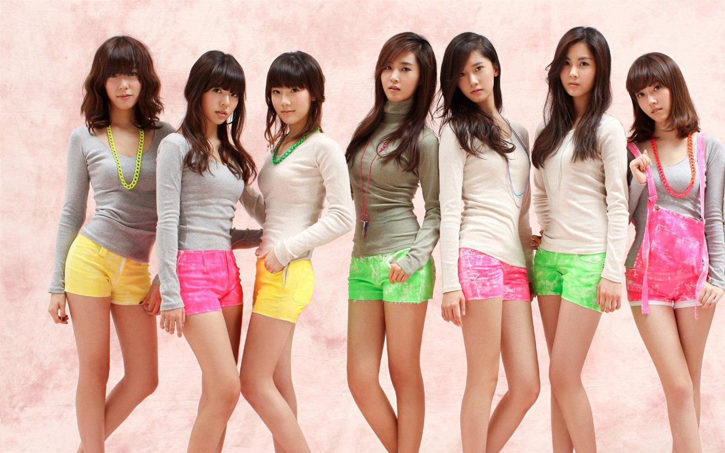 Fond d'écran Generation Girls (1) #1 - 1440x900