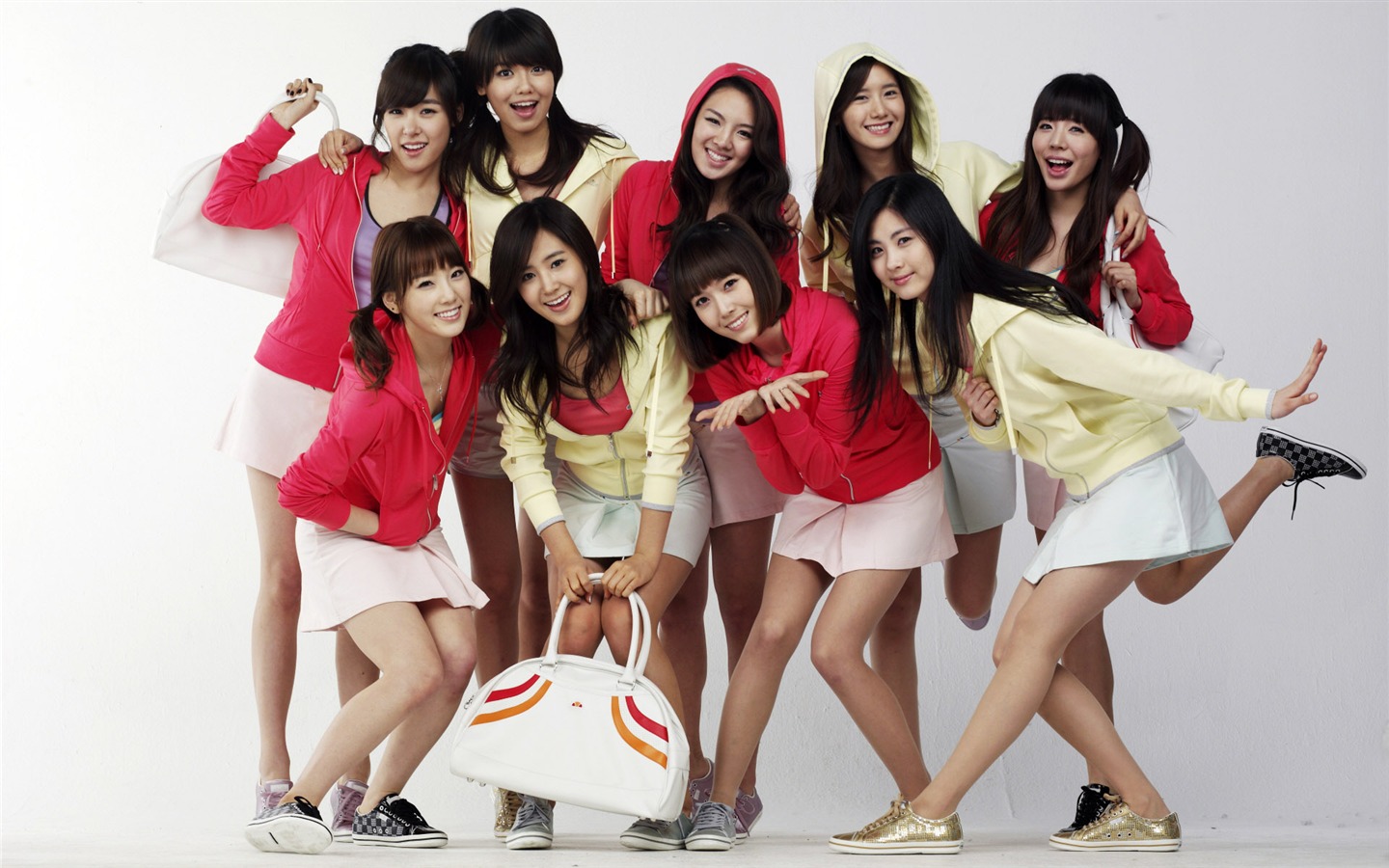 Fond d'écran Generation Girls (2) #20 - 1440x900