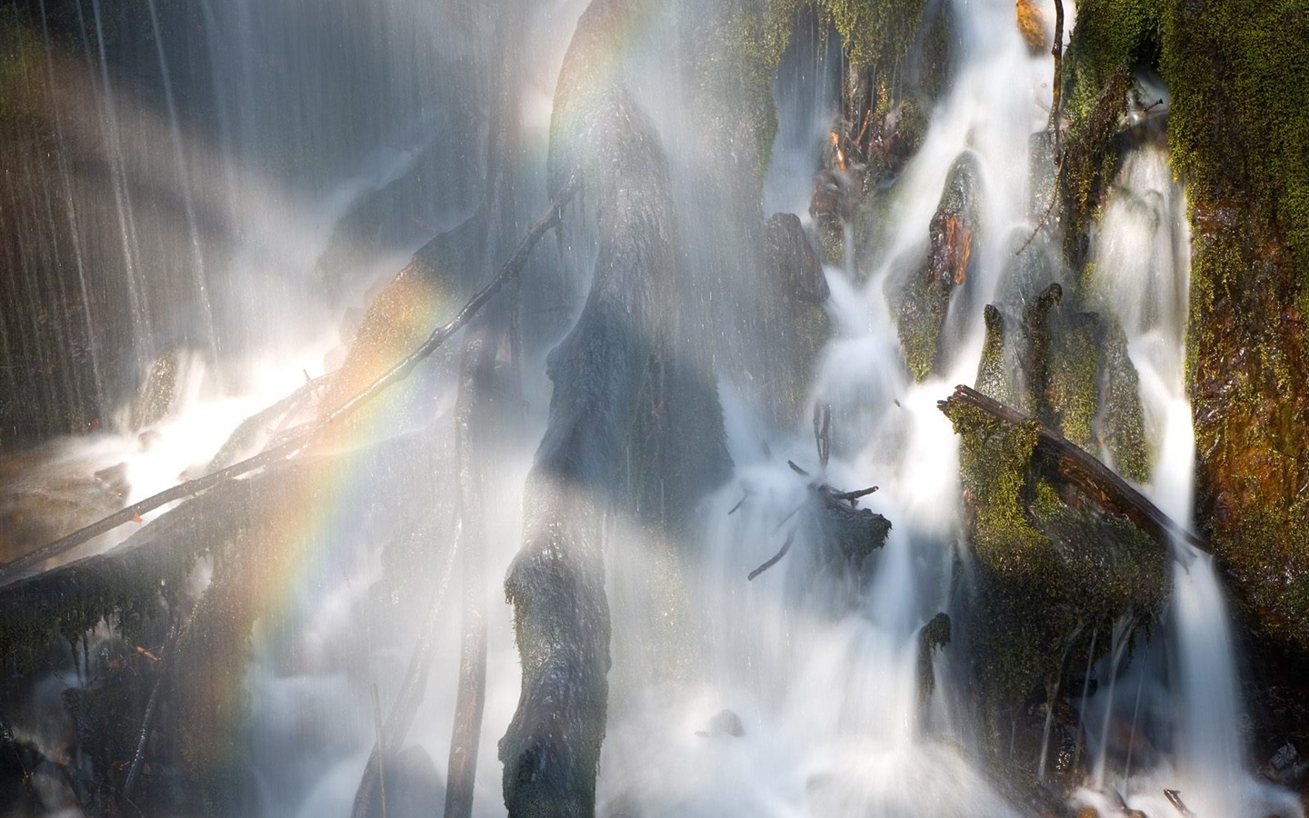 Waterfall streams wallpaper (10) #7 - 1440x900