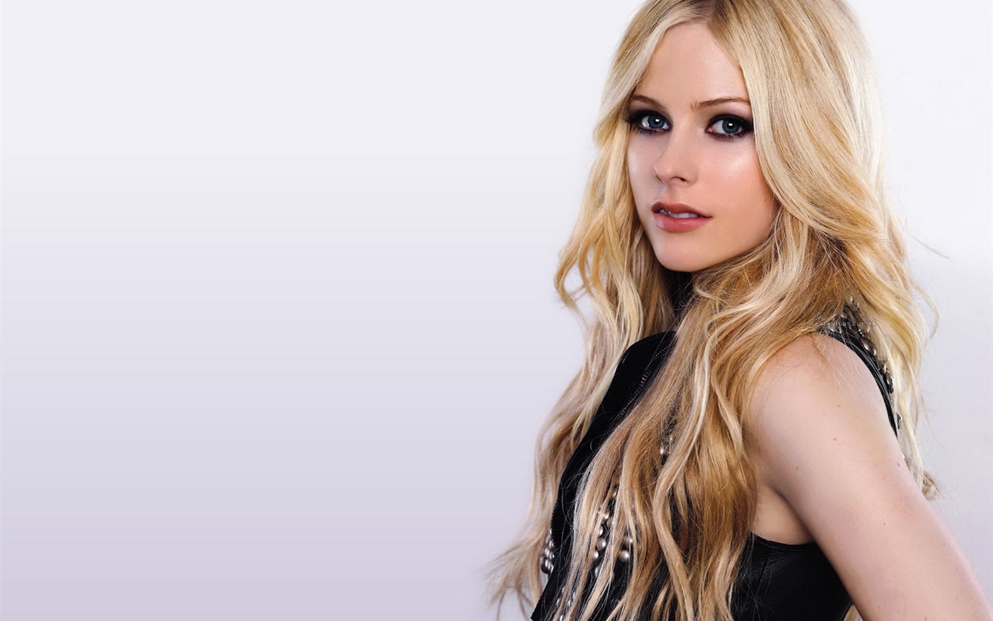 Avril Lavigne 艾薇兒·拉維尼 美女壁紙(三) #40 - 1440x900