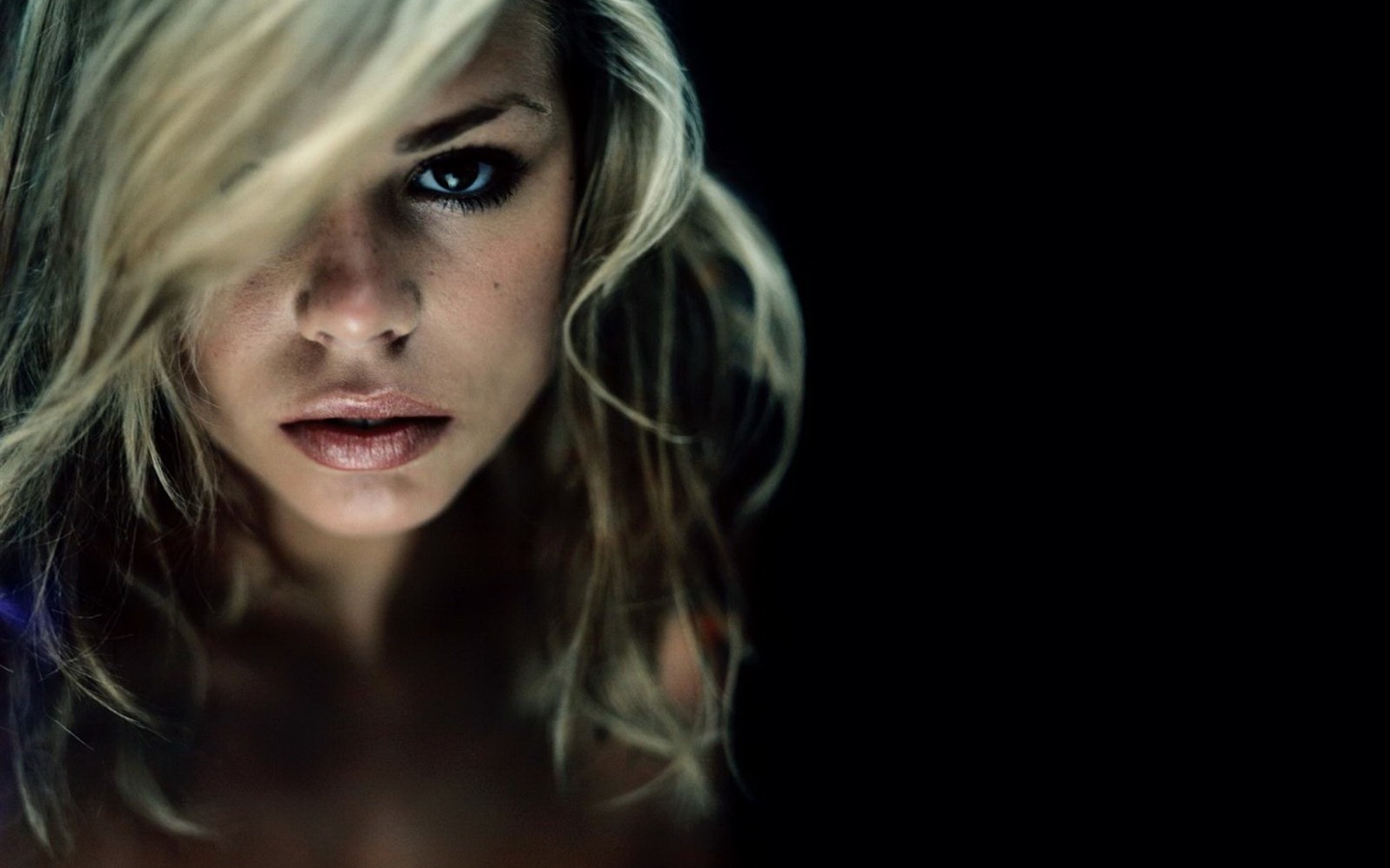 Billie Piper 比莉·派佩 美女壁紙 #7 - 1440x900