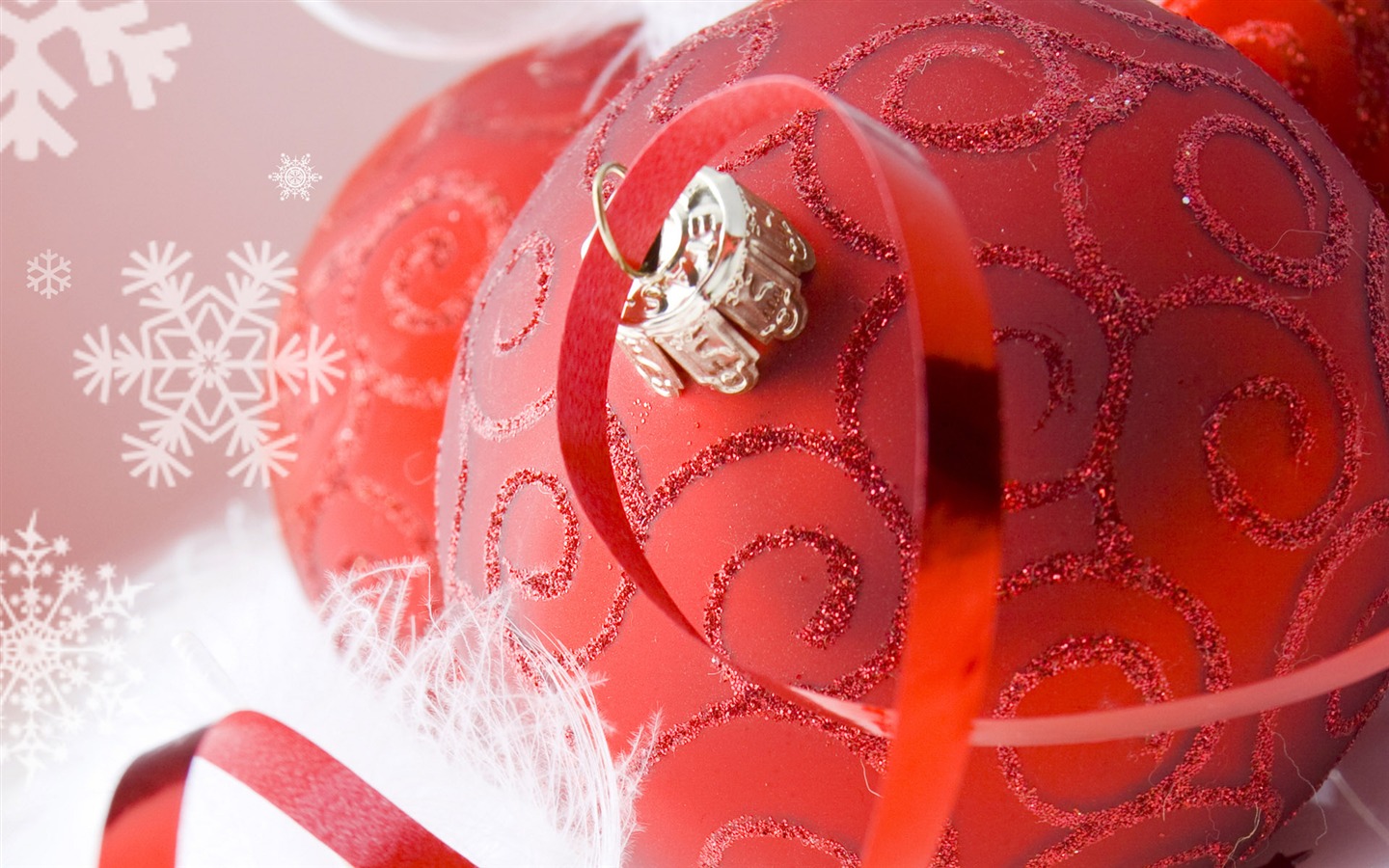 Christmas balls wallpaper (1) #4 - 1440x900