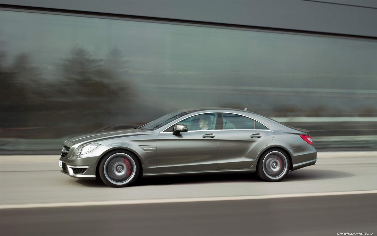 Mercedes-Benz AMG CLS63 - 2010 HD Wallpaper #11 - 1440x900