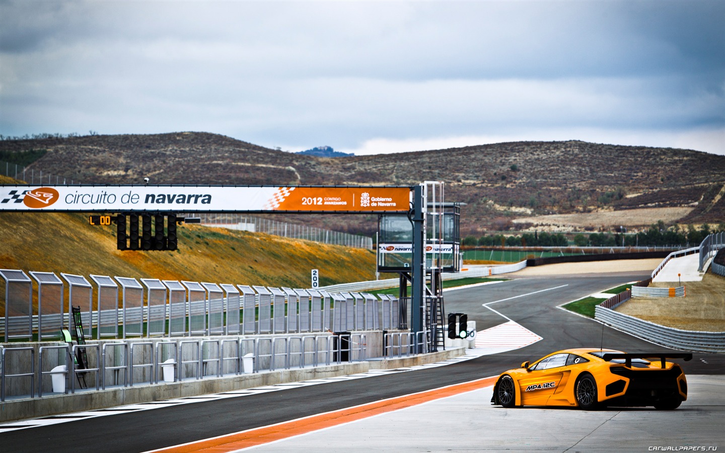 McLaren MP4-12C GT3 - 2011 HD wallpapers #9 - 1440x900