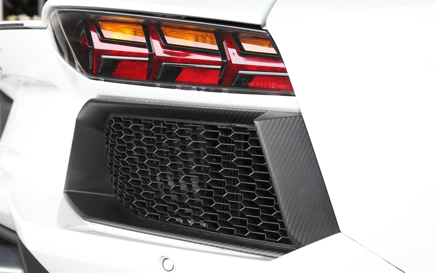 2012 Lamborghini Aventador LP700-4 蘭博基尼高清壁紙 #7 - 1440x900