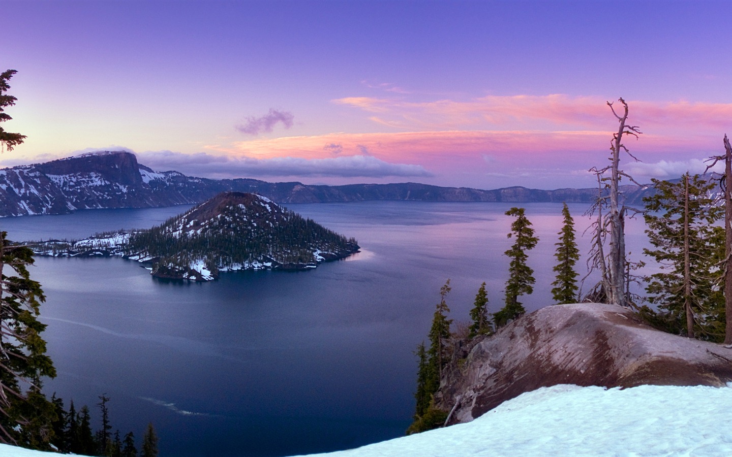 Windows 8 official panoramic wallpaper, waves, forests, majestic mountains #19 - 1440x900