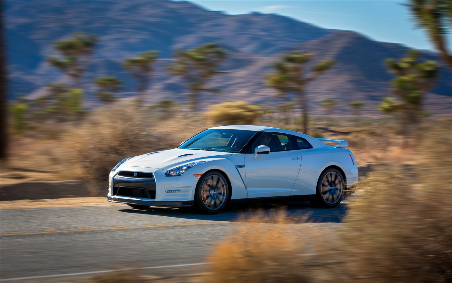 2013 Nissan GT-R R35 USA version 日产 美国版 高清壁纸10 - 1440x900