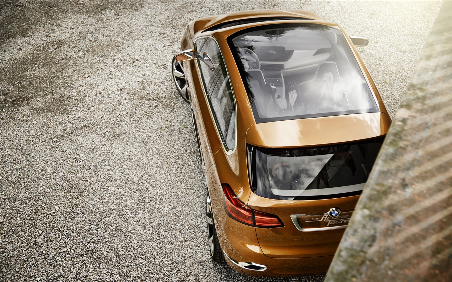 2013 BMW Concept Active Tourer 宝马旅行车 高清壁纸12 - 1440x900