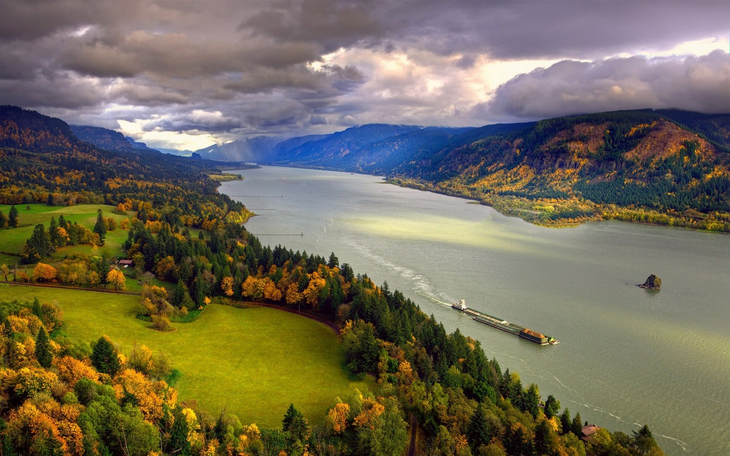 El agua y los árboles en otoño fondos de pantalla HD #12 - 1440x900