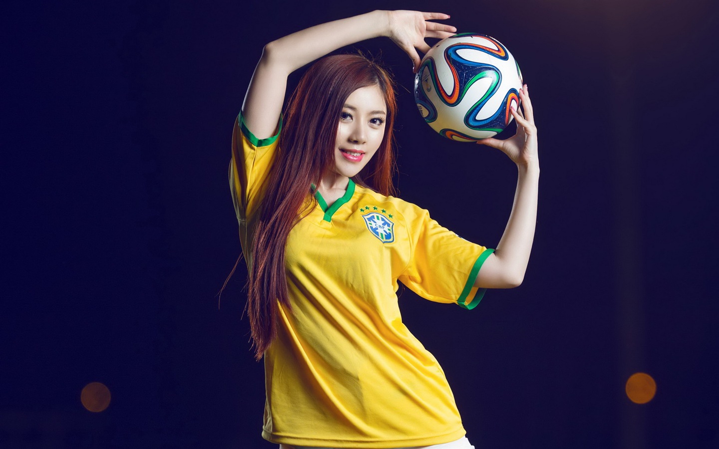 32 camisetas de la Copa del Mundo de fútbol, bebé wallpapers hermosas chicas HD #21 - 1440x900