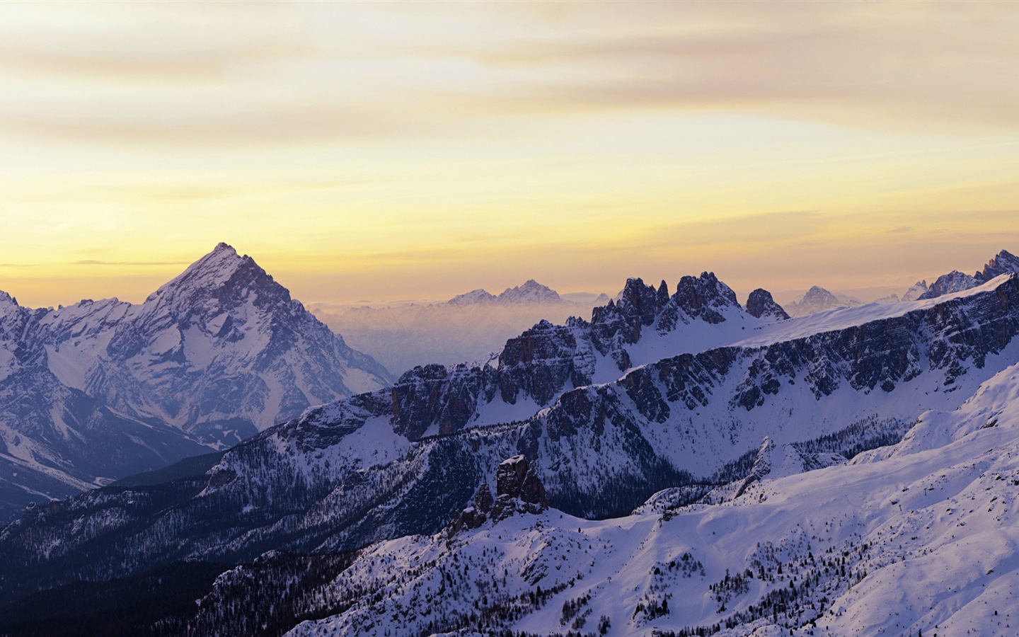 Belle neige froide d'hiver, de Windows 8 fonds d'écran widescreen panoramique #12 - 1440x900