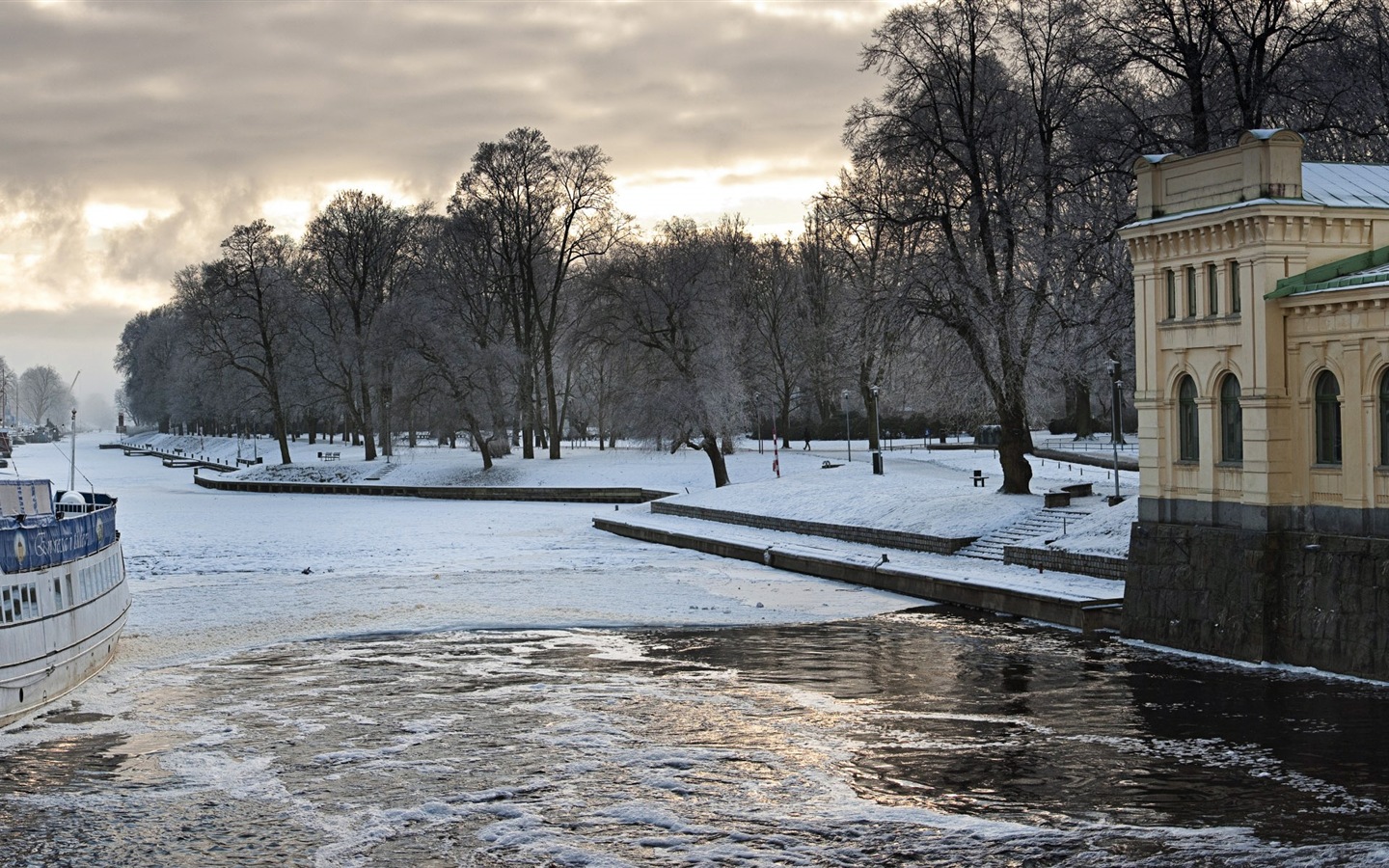 European scenery, Windows 8 panoramic widescreen wallpapers #5 - 1440x900