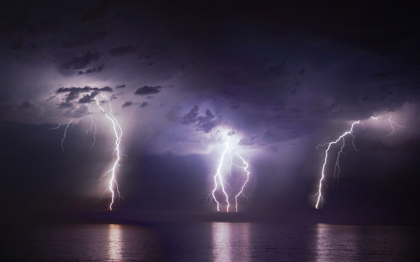 Lightning Thunder HD tapety na plochu #12 - 1440x900
