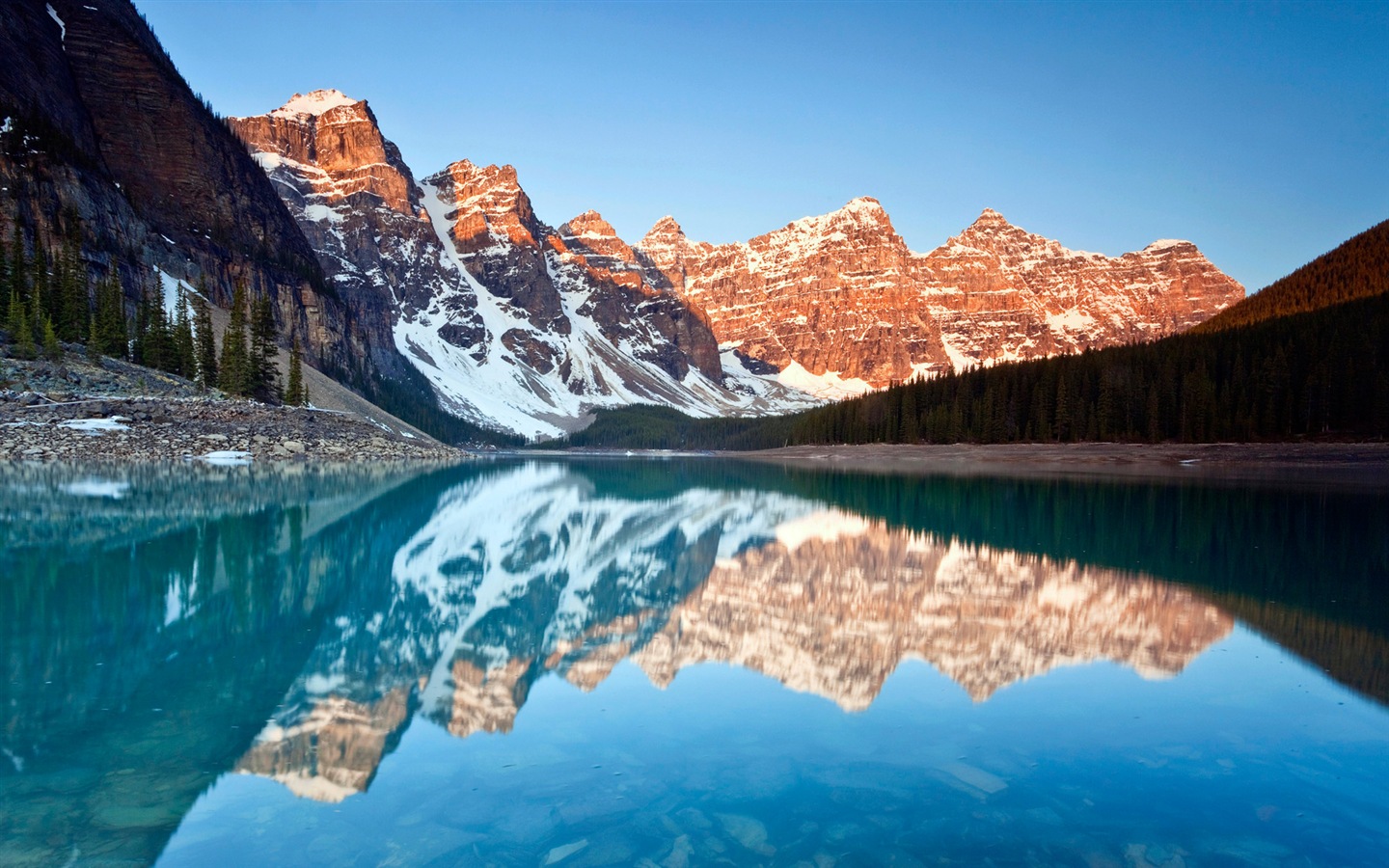 Calm lake with water reflection, Windows 8 HD wallpapers #10 - 1440x900