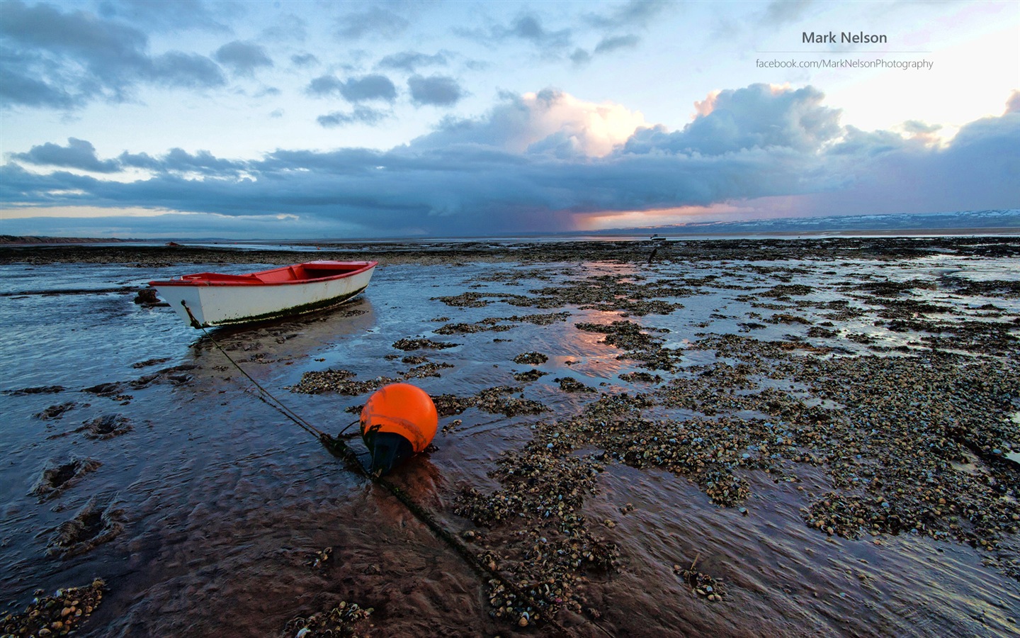 Windows 8 theme wallpapers, water landscape #11 - 1440x900
