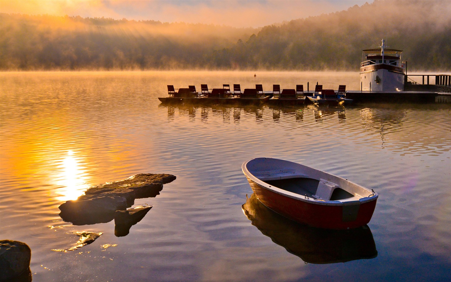 Lake Baikal in Russia, scenery HD wallpapers #1 - 1440x900