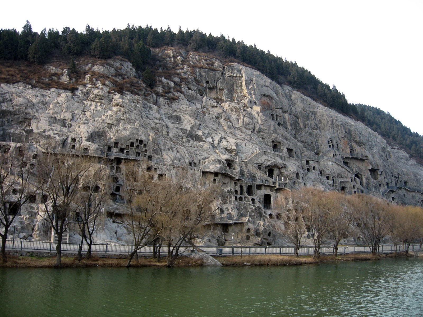 낙양, Longmen의 Grottoes는 배경 화면 #33 - 1600x1200
