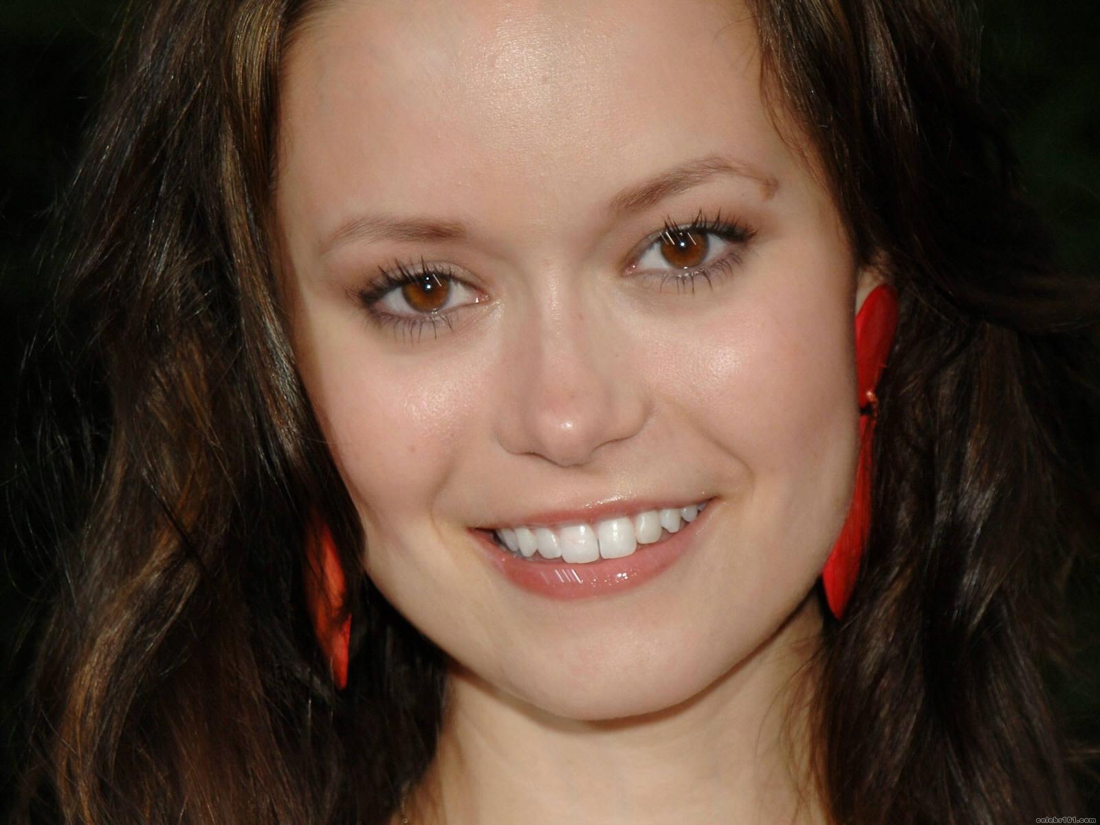 Summer Glau 萨摩·格拉5 - 1600x1200