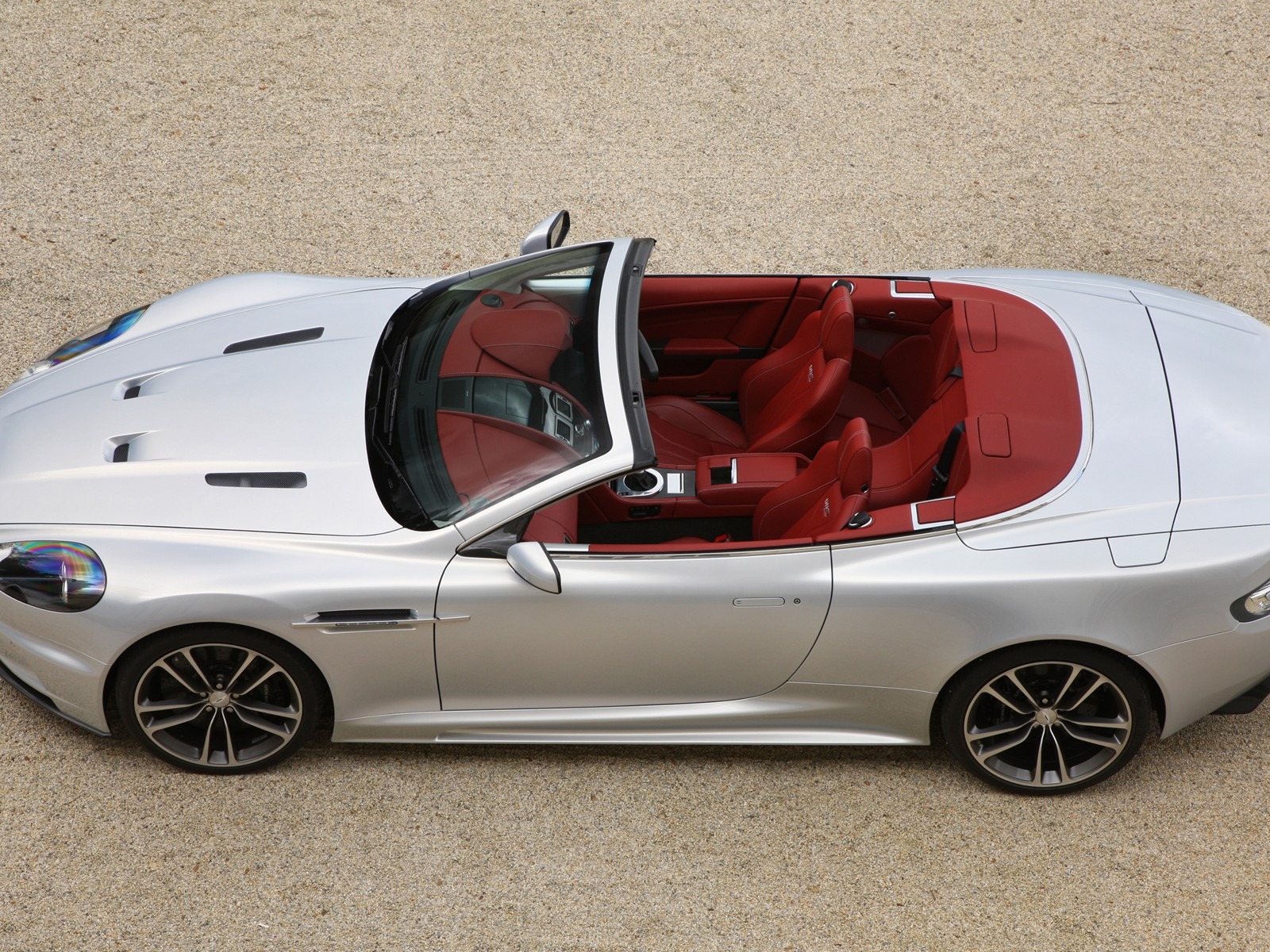 Aston Martin 阿斯頓·馬丁 壁紙(一) #8 - 1600x1200