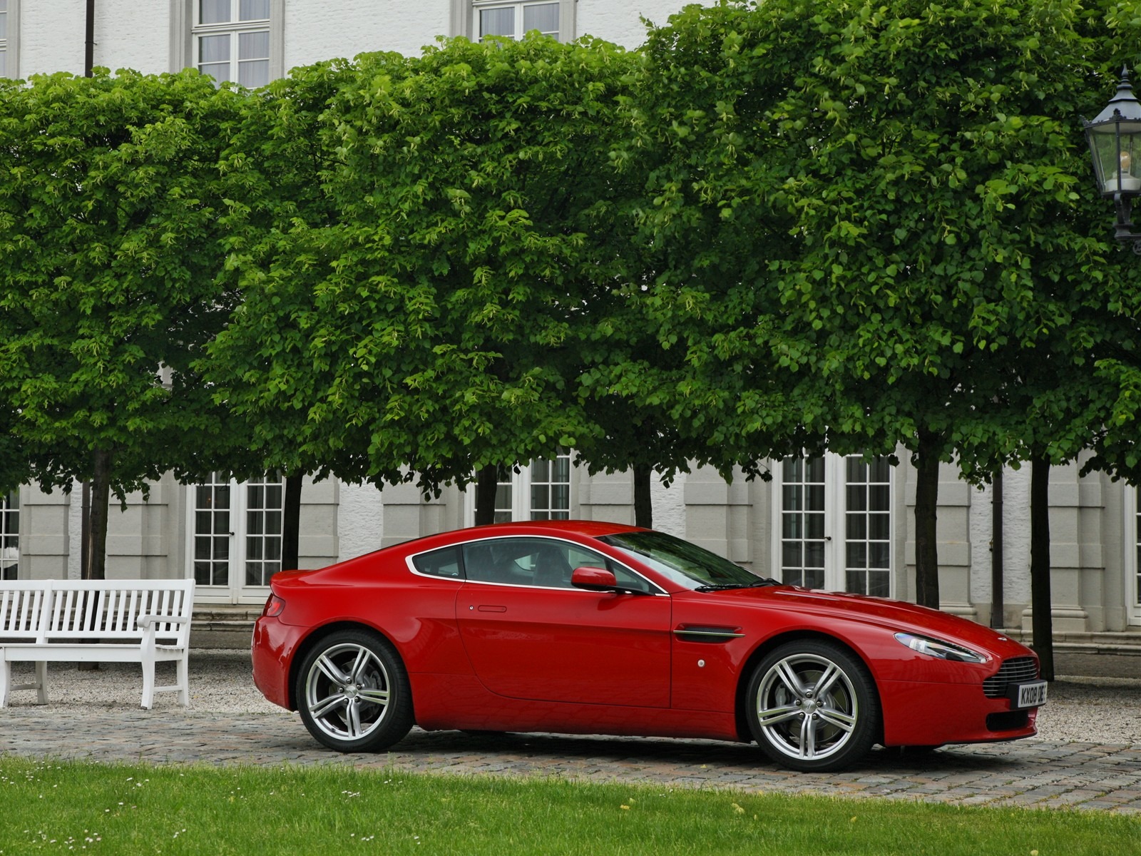 Aston Martin 阿斯頓·馬丁 壁紙(一) #11 - 1600x1200