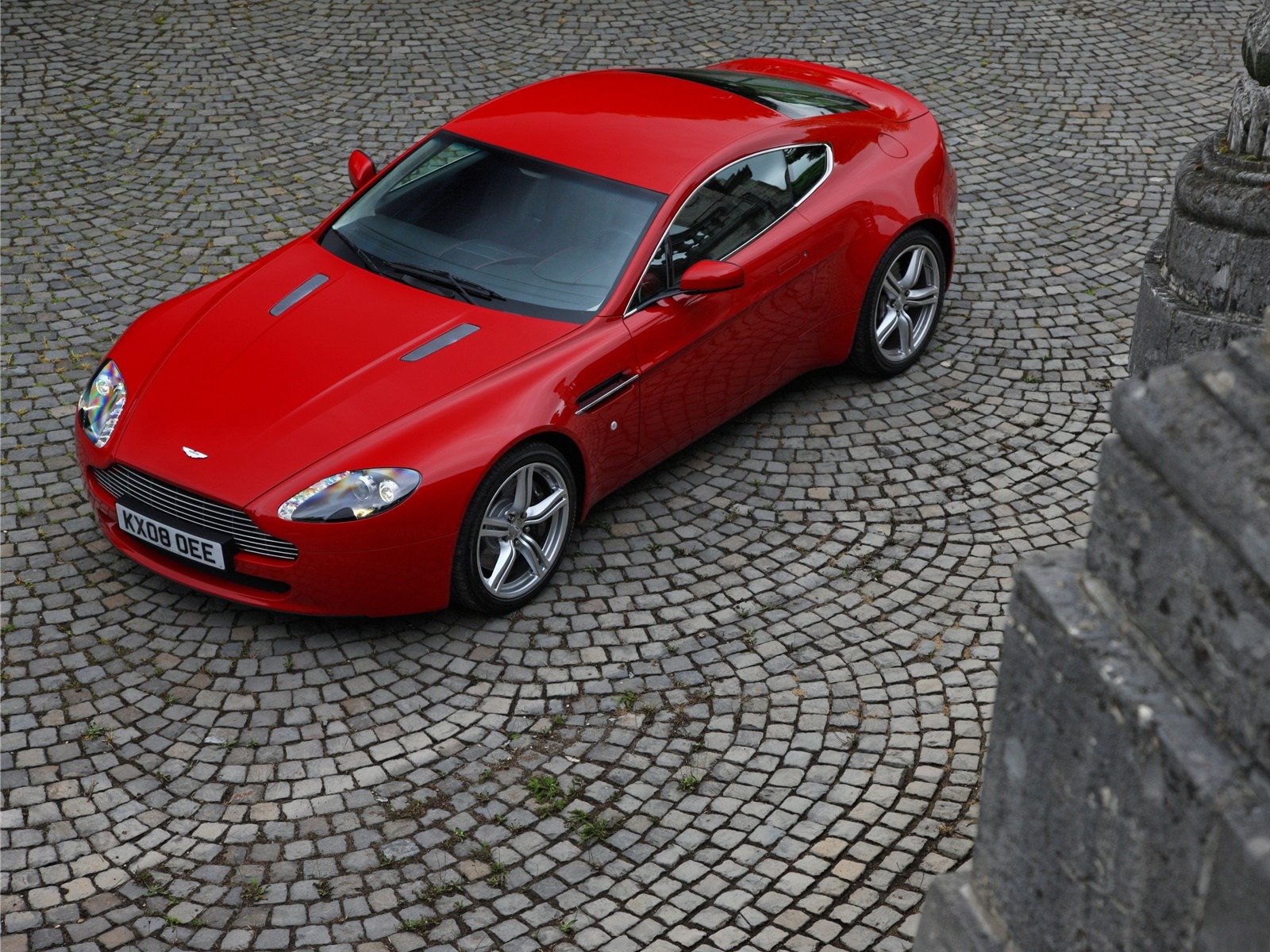 Aston Martin 阿斯頓·馬丁 壁紙(一) #12 - 1600x1200