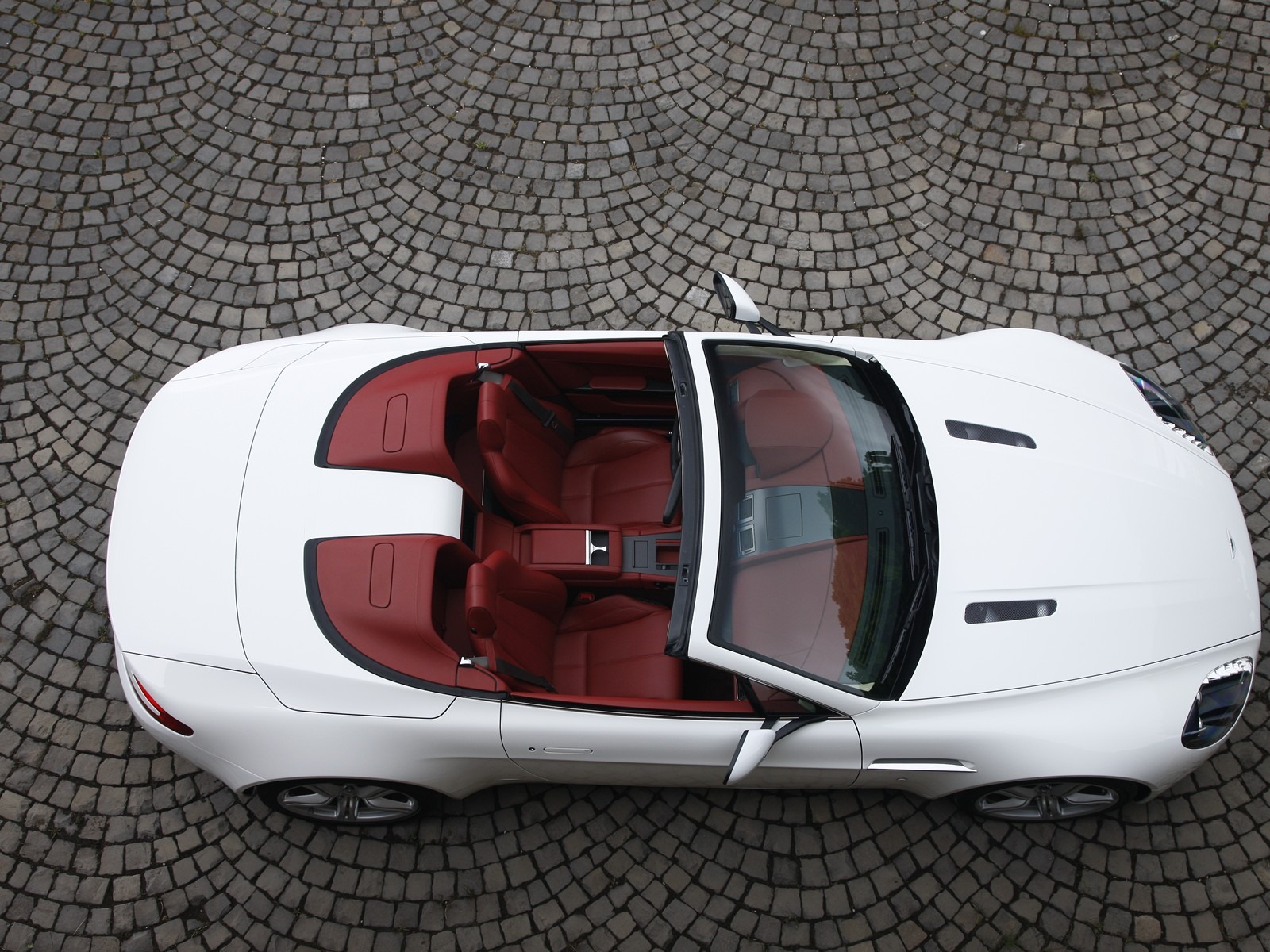 Tapety na plochu Aston Martin (2) #6 - 1600x1200