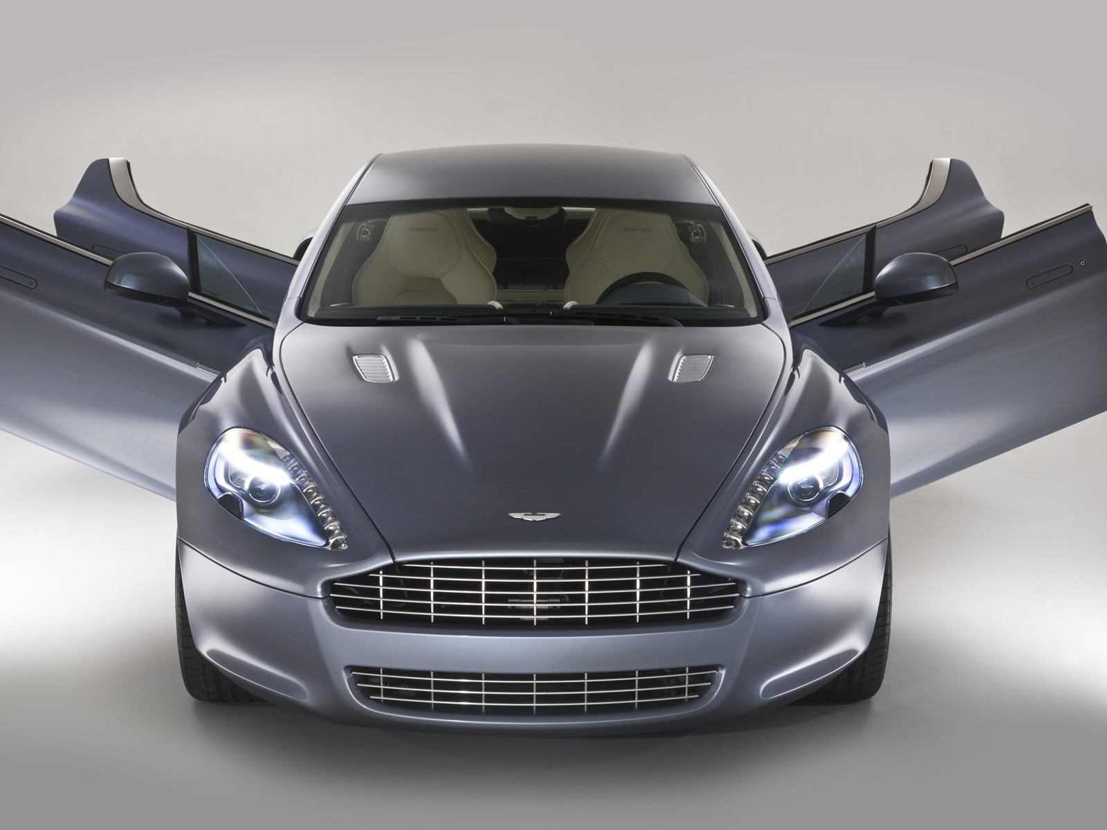 Aston Martin 阿斯頓·馬丁 壁紙(二) #11 - 1600x1200