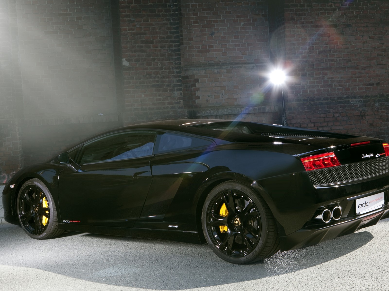 2010 Lamborghini Wallpaper #12 - 1600x1200