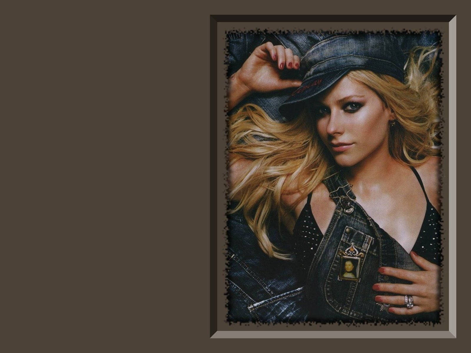 Avril Lavigne krásnou tapetu #27 - 1600x1200