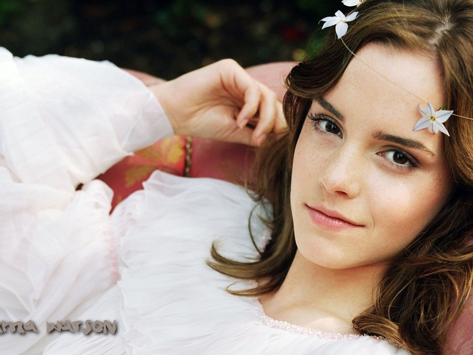 Emma Watson krásnou tapetu #24 - 1600x1200