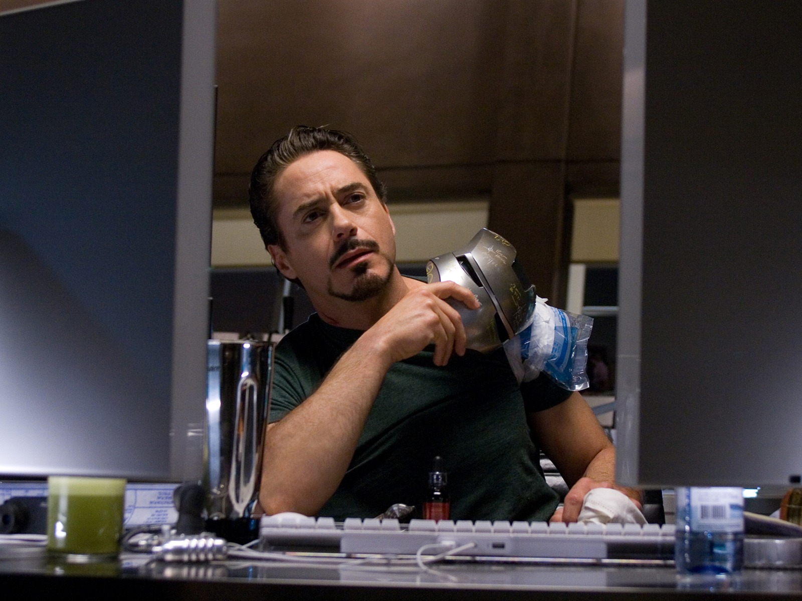 Iron Man 鋼鐵俠 高清壁紙 #29 - 1600x1200