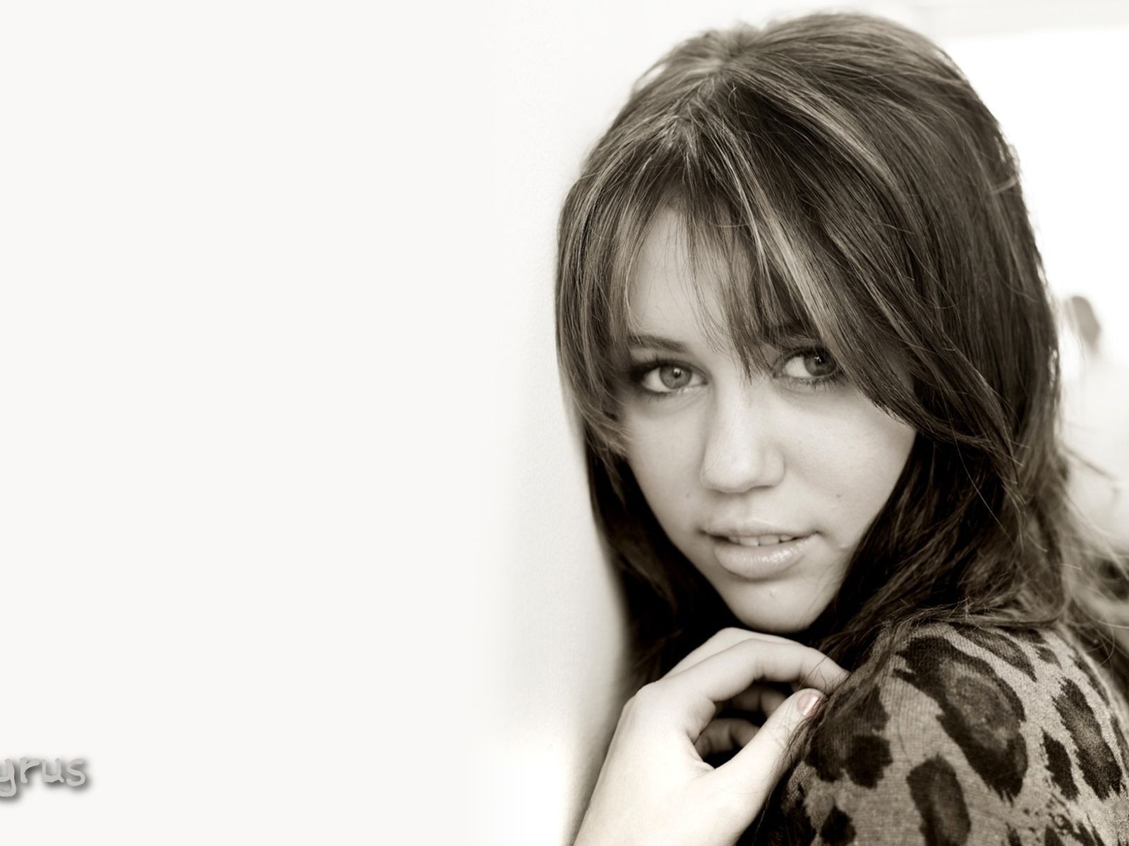 Miley Cyrus schöne Tapete #12 - 1600x1200