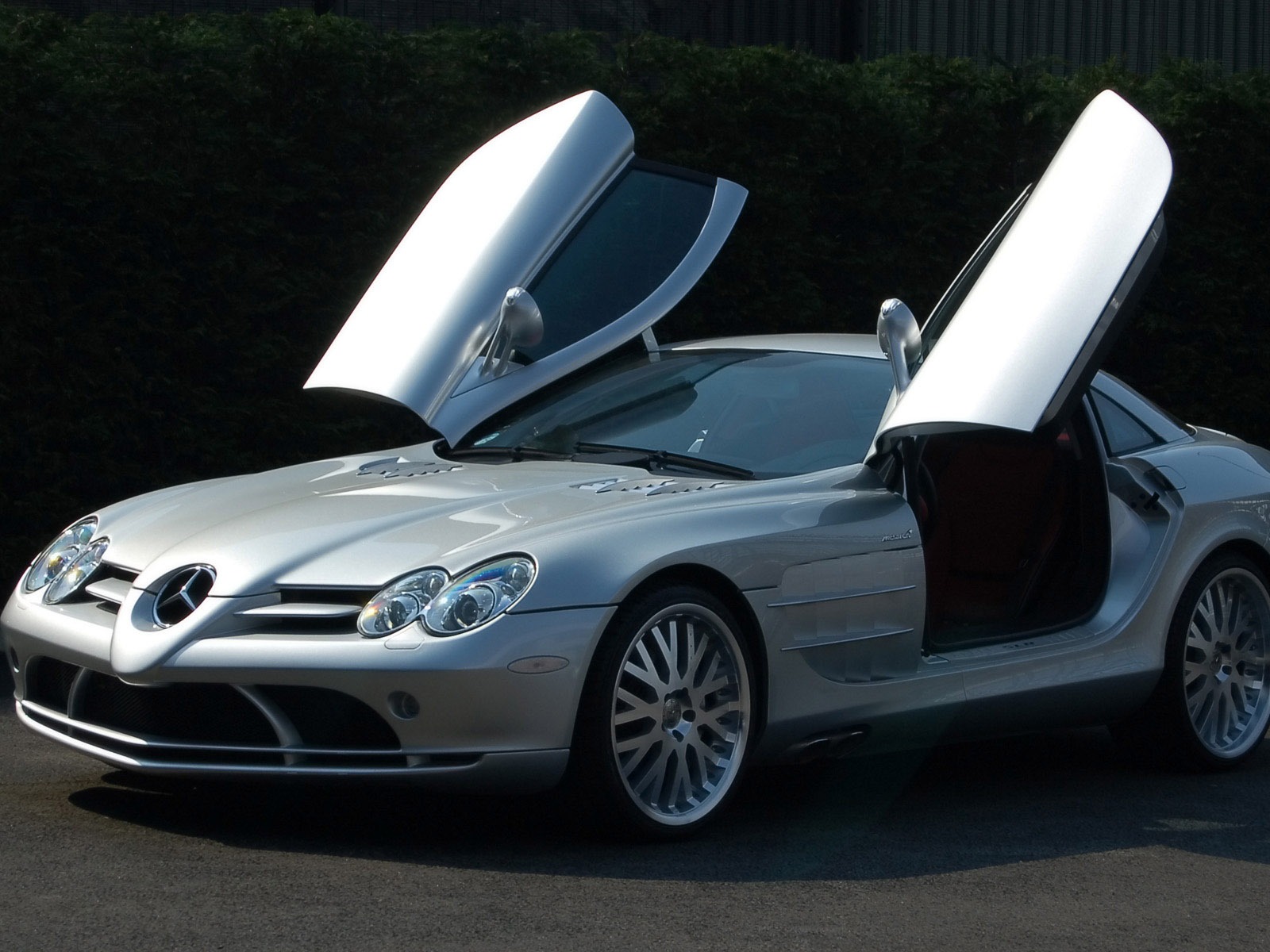 Fond d'écran Mercedes (3) #18 - 1600x1200