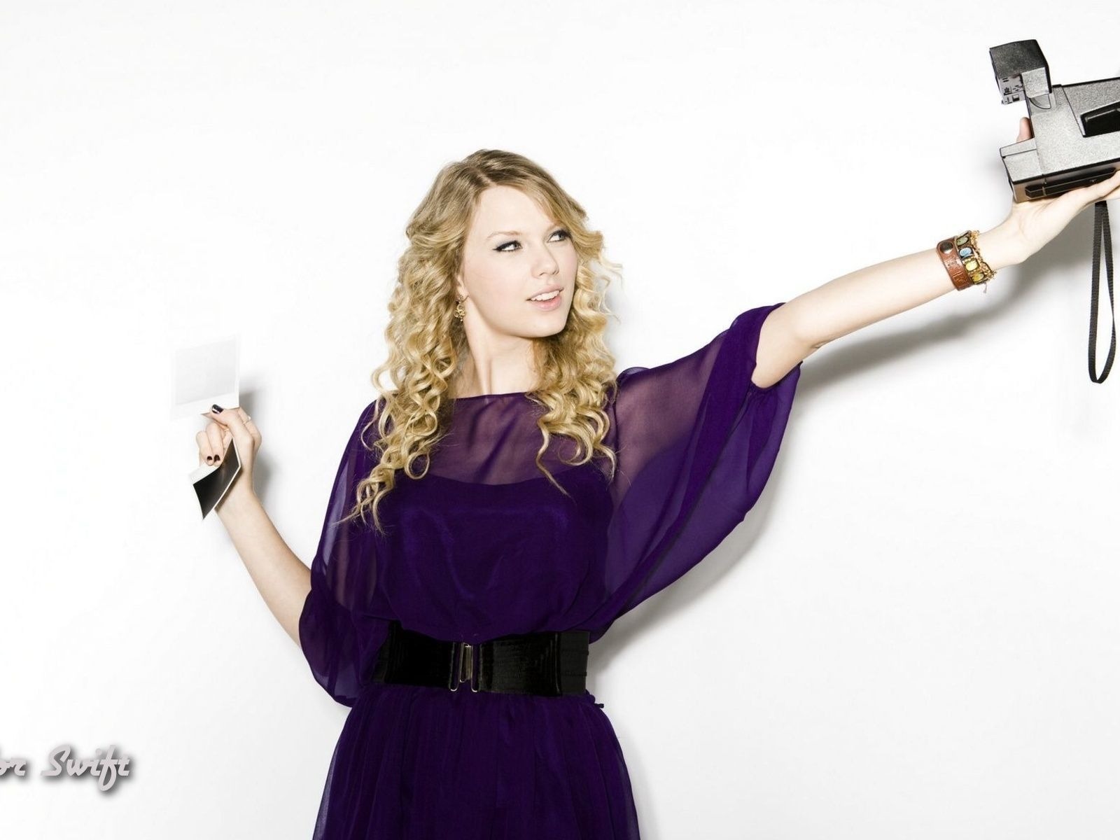 Taylor Swift krásnou tapetu #42 - 1600x1200