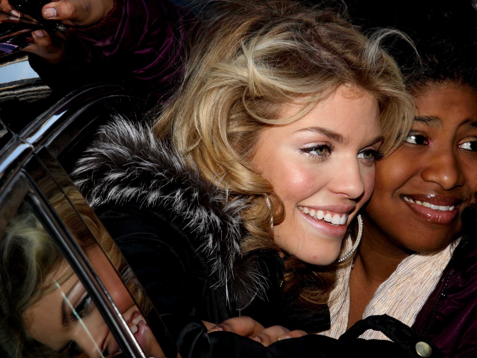 AnnaLynne McCord 安娜麗尼·麥考德美女壁紙 #9 - 1600x1200