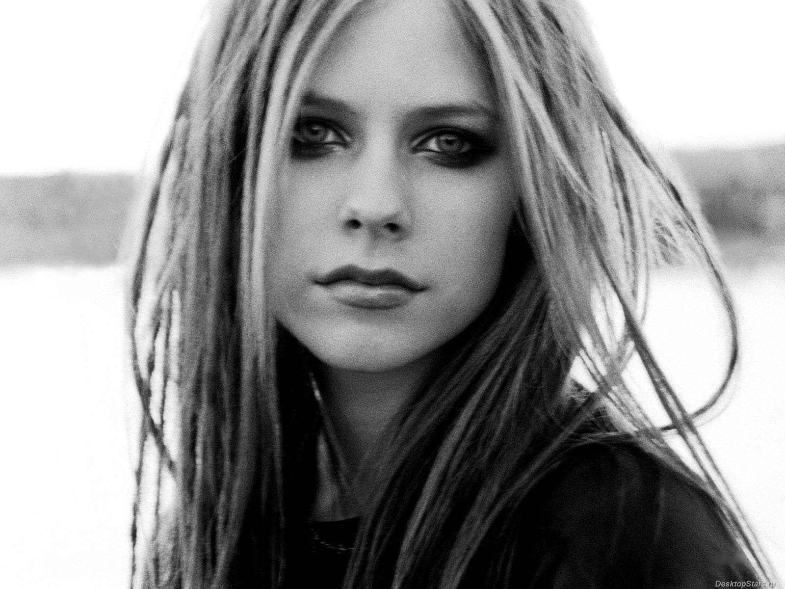 Avril Lavigne krásnou tapetu (3) #11 - 1600x1200