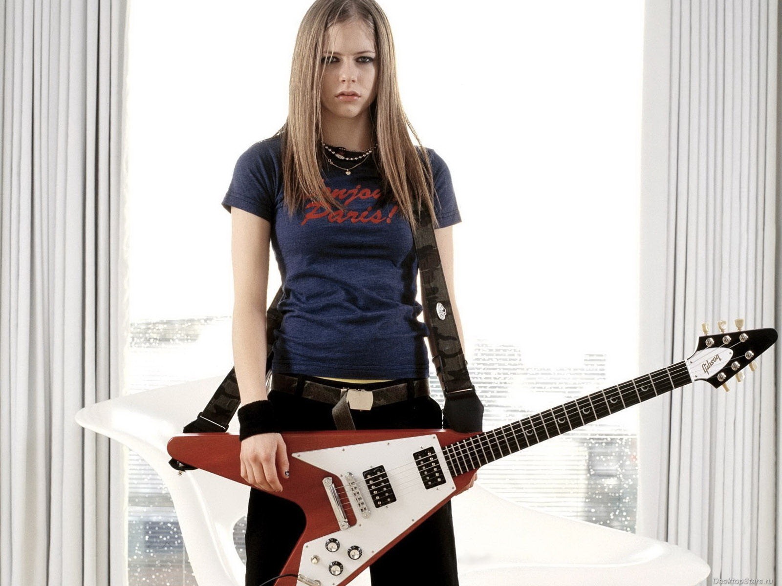 Avril Lavigne 艾薇兒·拉維尼 美女壁紙(三) #18 - 1600x1200
