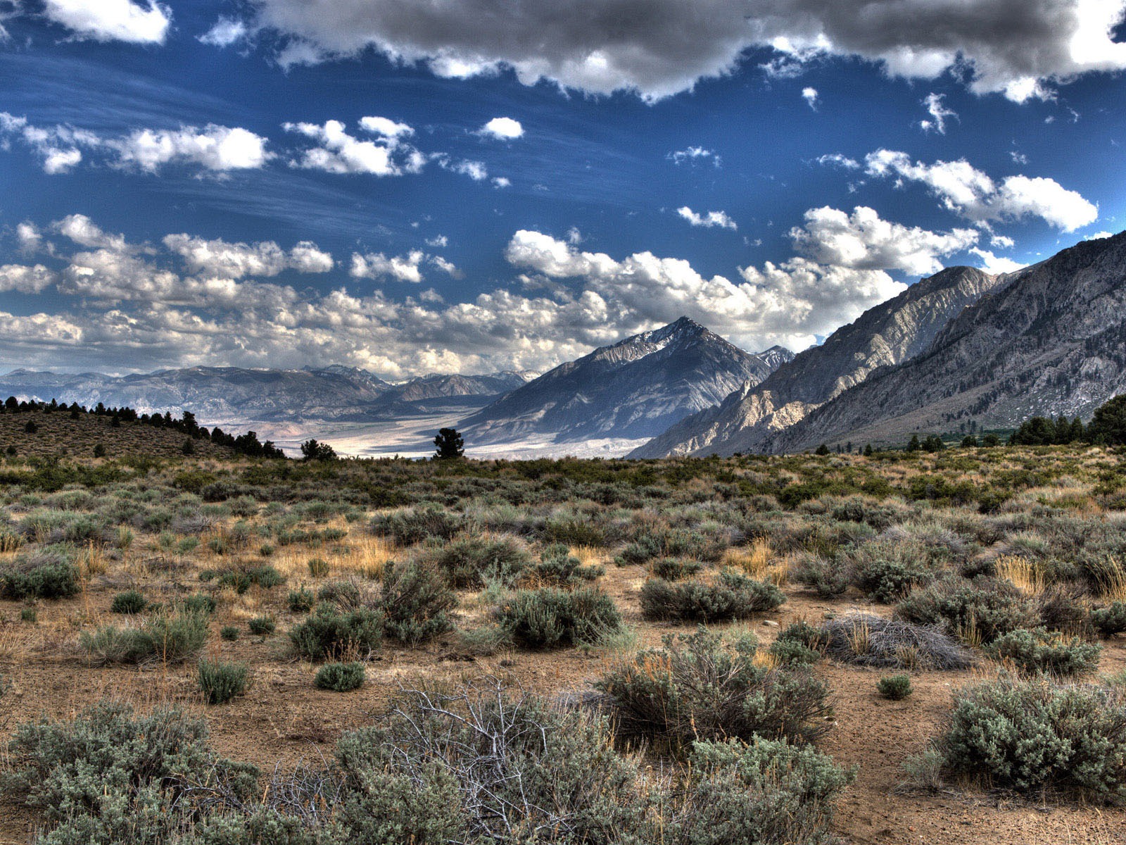 Mountain Valley paysage fond d'écran (1) #3 - 1600x1200