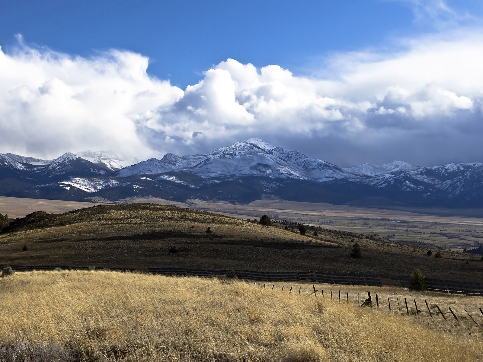 Mountain Valley Landschaft Wallpaper (1) #10 - 1600x1200