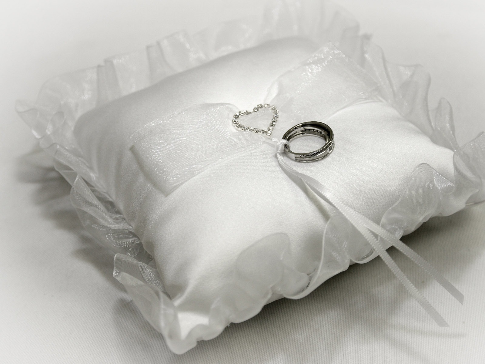 Svatby a svatební prsten tapety (1) #10 - 1600x1200