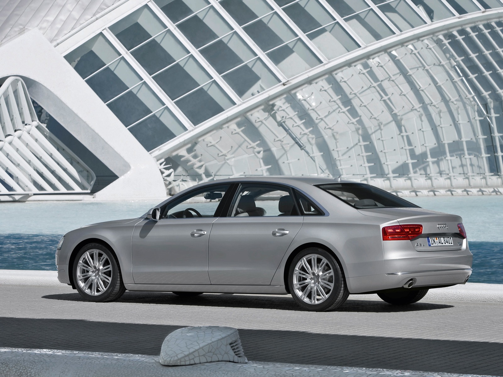 Audi A8 L 3.0 TFSI Quattro - 2010 HD wallpaper #14 - 1600x1200