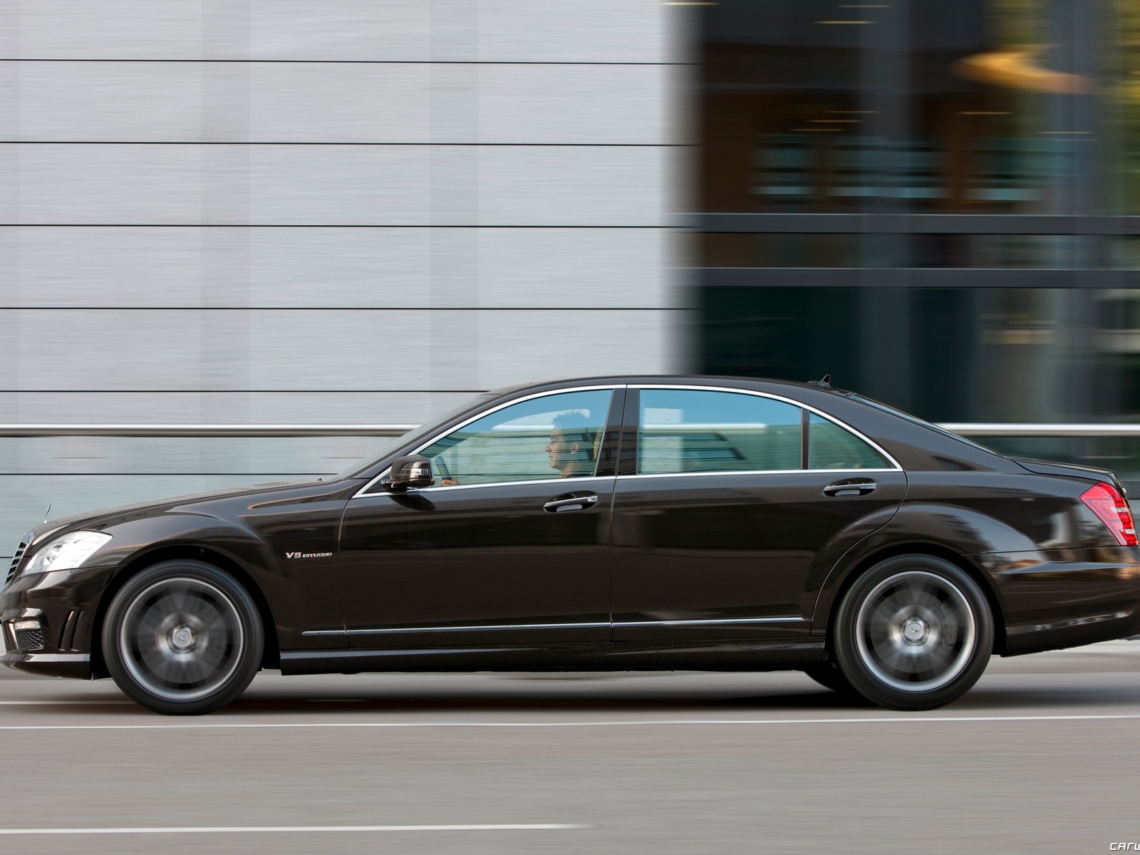 Mercedes-Benz S63 AMG - 2010 HD wallpaper #5 - 1600x1200